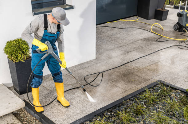 Best Sidewalk Pressure Washing  in Greene, RI